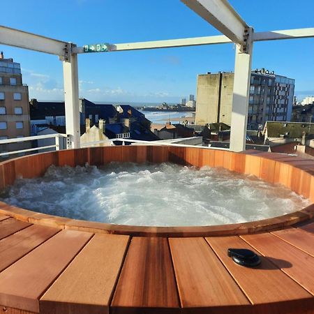 Logis - Hotel Arc En Ciel Et Spa Les Sables D'Olonne Esterno foto