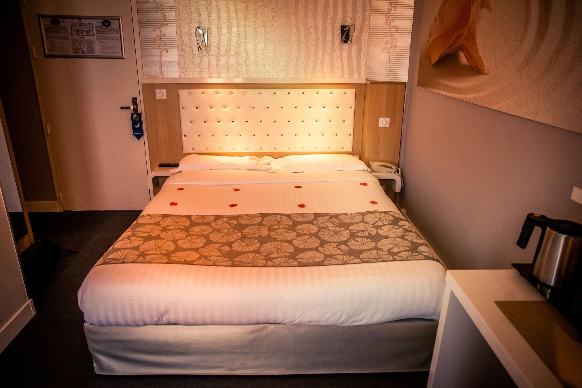 Logis - Hotel Arc En Ciel Et Spa Les Sables D'Olonne Esterno foto